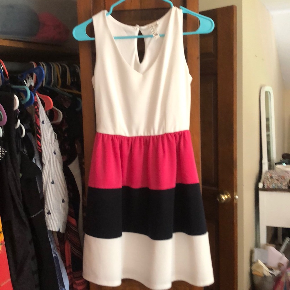 Never worn dress size small
